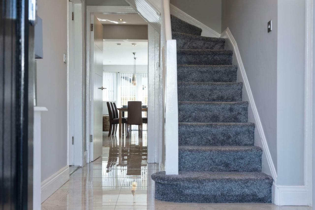 Chestnut House, Beautiful, Spacious & Comfortable Белфаст Экстерьер фото