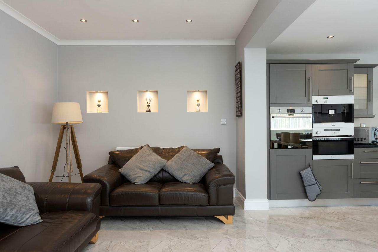 Chestnut House, Beautiful, Spacious & Comfortable Белфаст Экстерьер фото